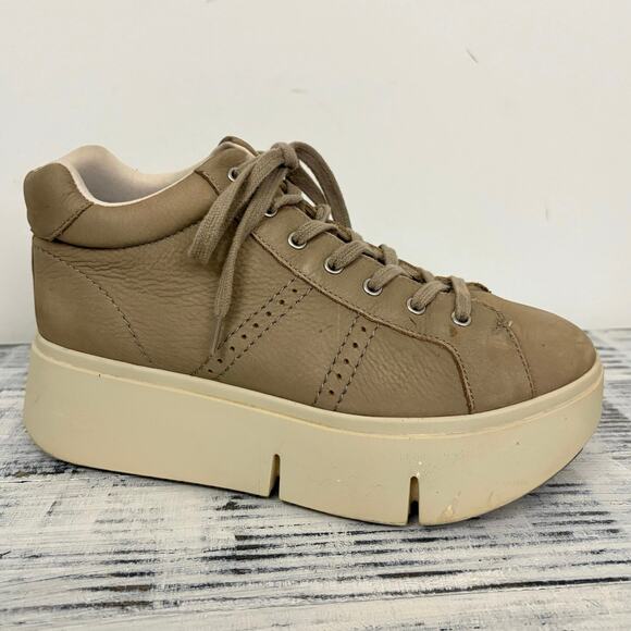 Naked Feet Essex Leather Platform Sneakers Beige Taupe Women’s 8M - Picture 1 of 16